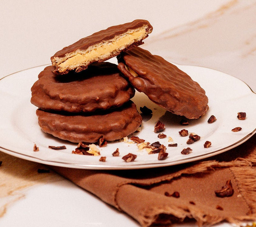 Biscottino Dark Chocolate — Can of 8