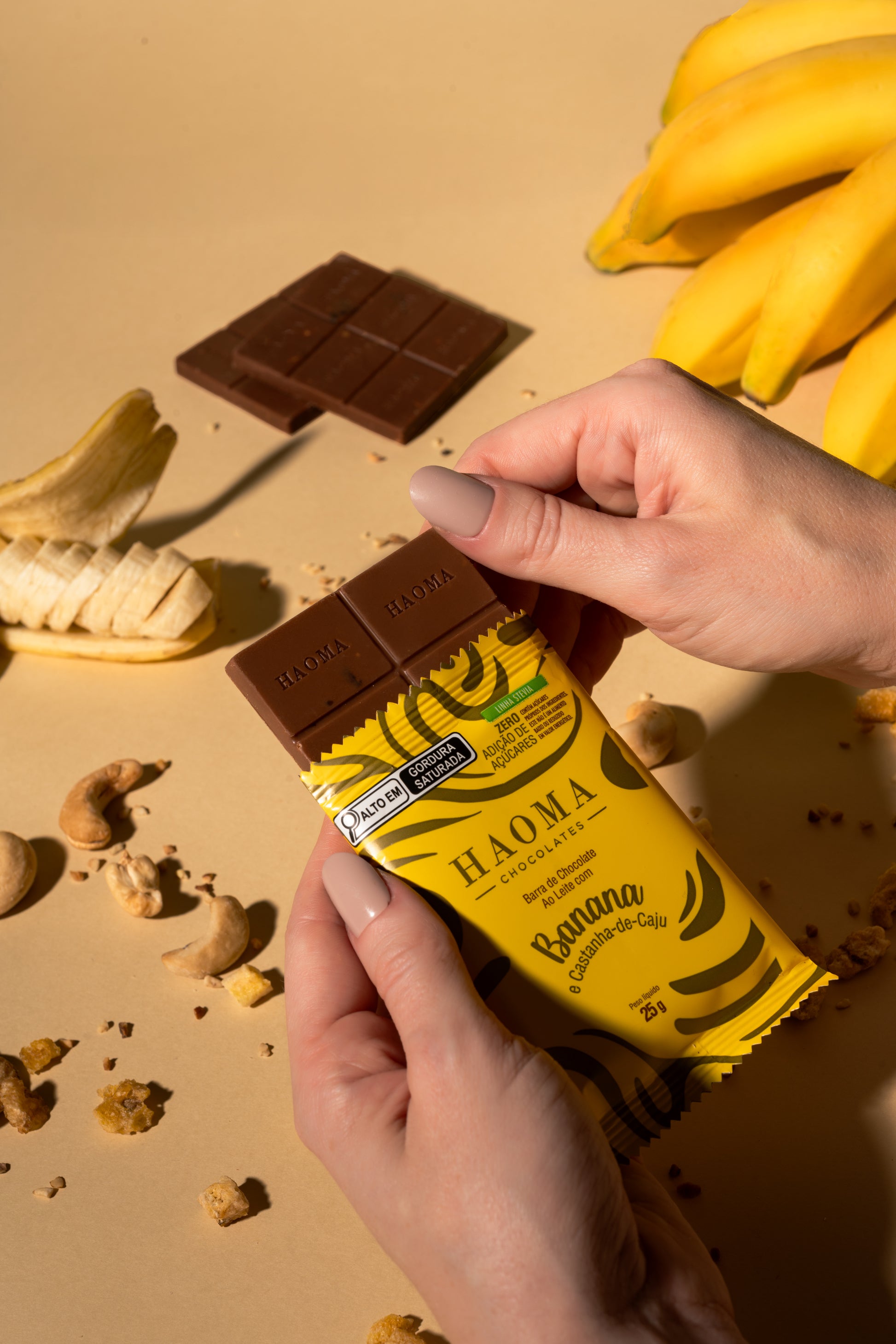Milk Chocolate Bar with Banana and Cashew Nuts - 250g Pouch